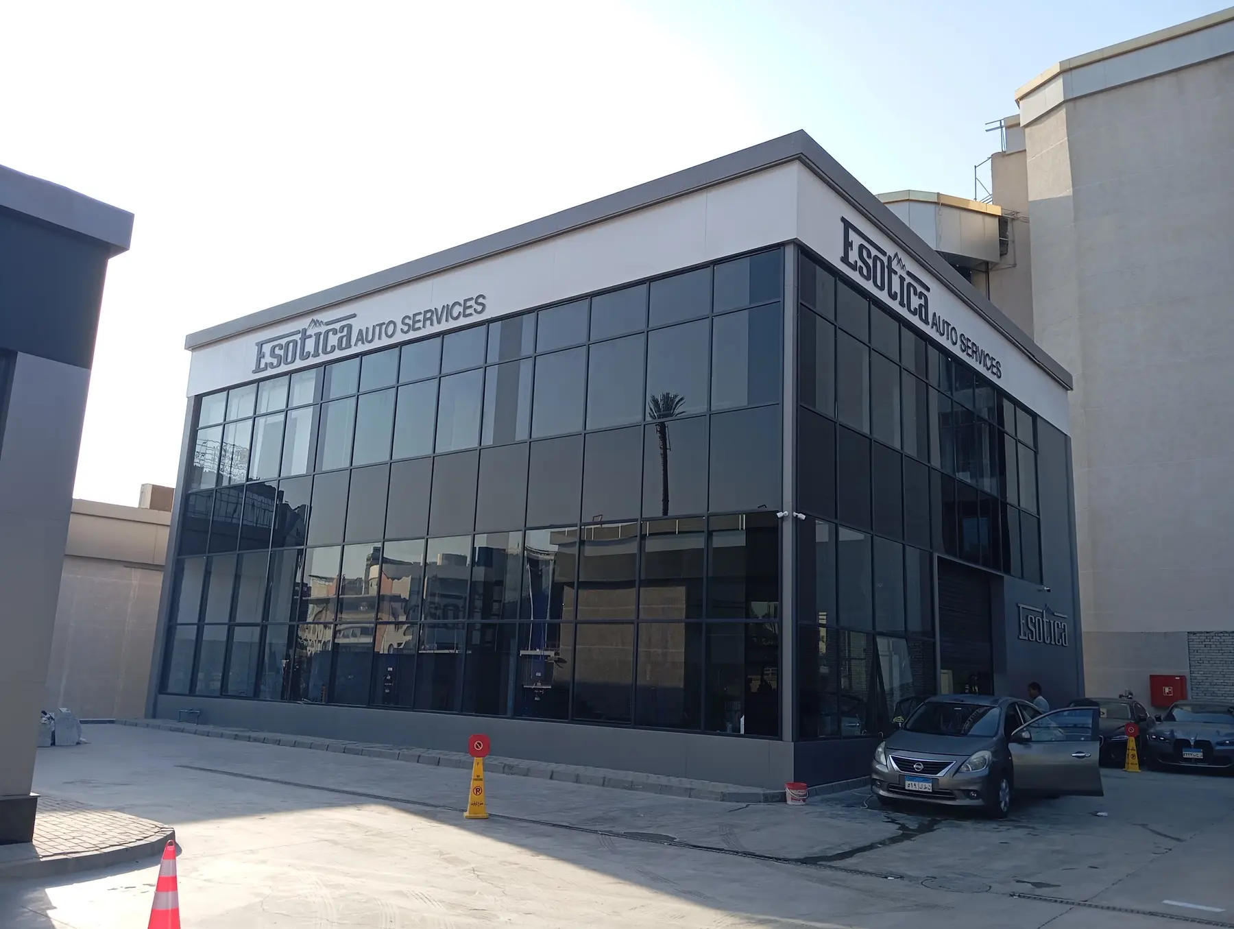 واجهة فرع التجمع الخامس — Esotica Auto